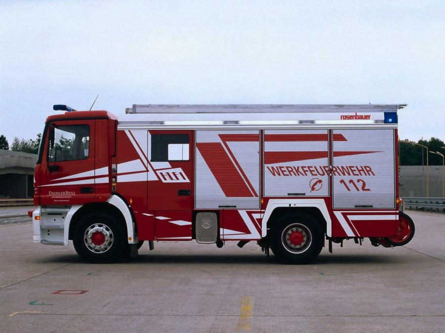  Mercedes-Benz Actros 1835 Feuerwehr by Rosenbauer 1997 года  (фото 2 из 3)